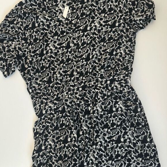 $128 Madewell Button-Front Blouson Mini Shirtdress in Floral Crepe with pockets - Picture 3 of 6